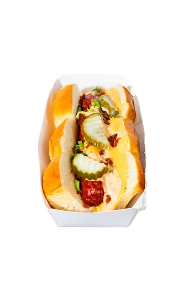 Classic Hot Dog.